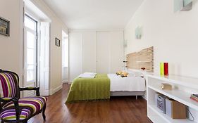Joivy Spacious And Bright 1-Bed Flat With City Views In Lapa